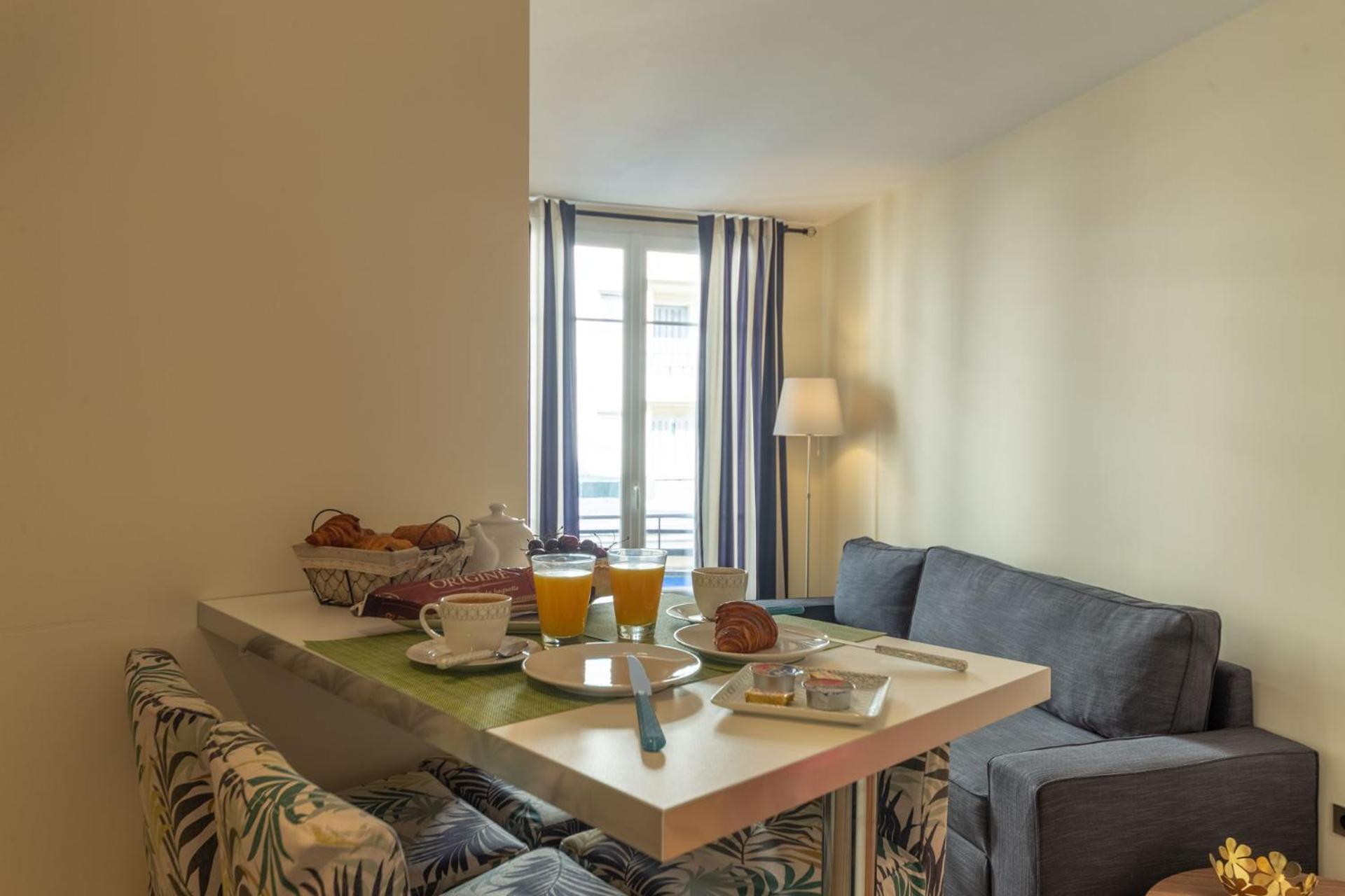 Ferienwohnung 100M From The Sea Nizza Exterior foto